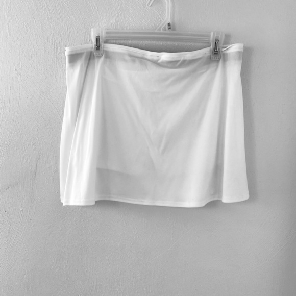 Adidas Overlay Tennis Shorts. White. Sz L. - Picture 2 of 9